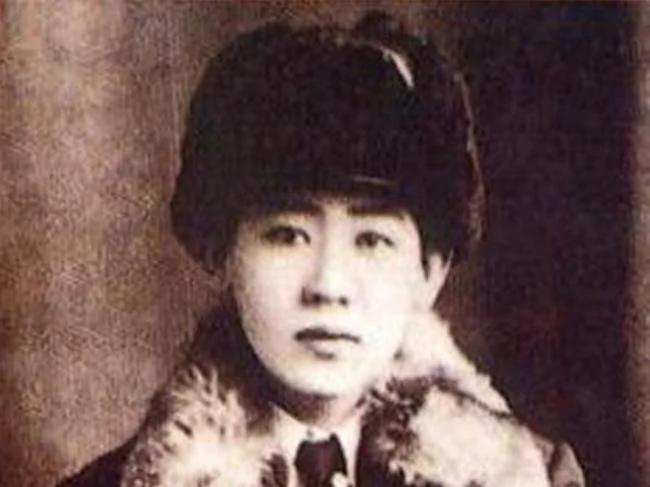 末代格格:姐姐川岛芳子为何当汉奸