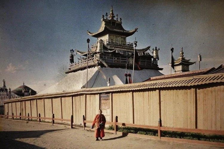 揭开神秘面纱 “大清洗”前的蒙古长什么样子
