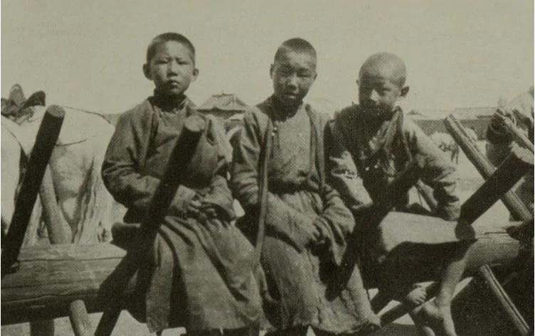 揭开神秘面纱 “大清洗”前的蒙古长什么样子