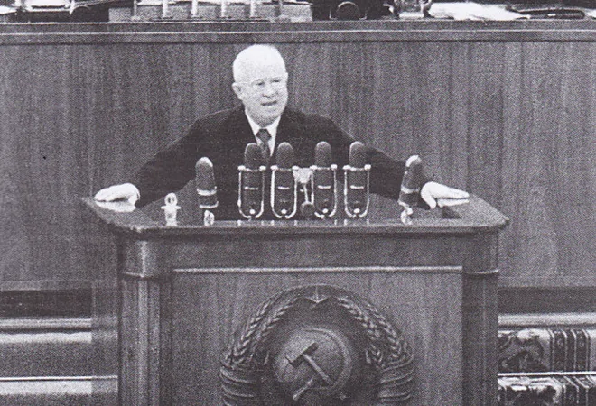 赫魯曉夫在蘇共二十大上作報告講話