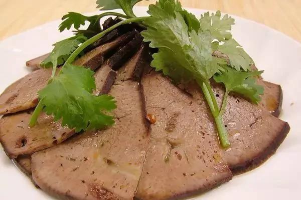 这些食物准妈妈要少吃或不吃 后果影响很大!