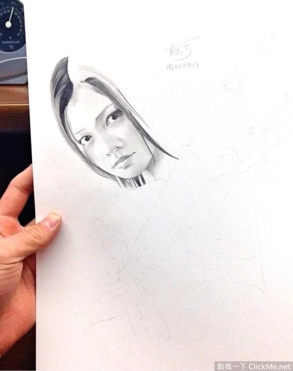 突破画面的超神立体插画!二次元人物跑到现实生活中?!