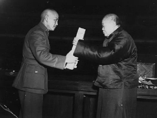 毛泽东让朱德无地自容 周恩来密令杀遇罗克