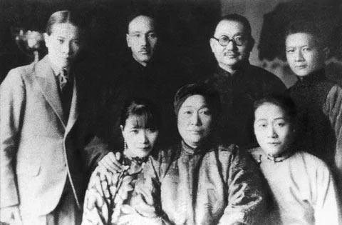 “四大家族”的传说