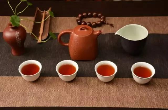 你是这样喝茶吗?那还不如别喝
