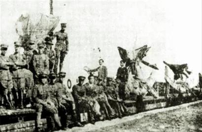中共在中国从“武装保卫苏联” 到武装叛乱