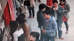 一名小偷的年终总结:你们的东西就是这样被我偷走的!