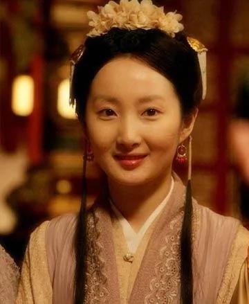 她是《红楼梦》里情商最高的女子!