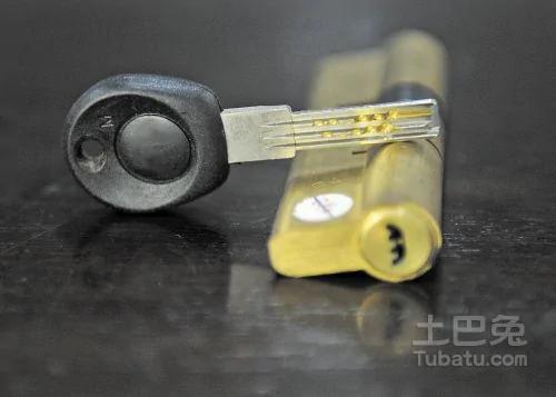 你家门锁安全吗?师傅告诉你什么锁才是王道