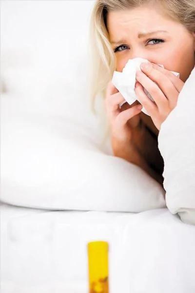 揭秘10大感冒真相:有一种感冒病毒会让人变胖