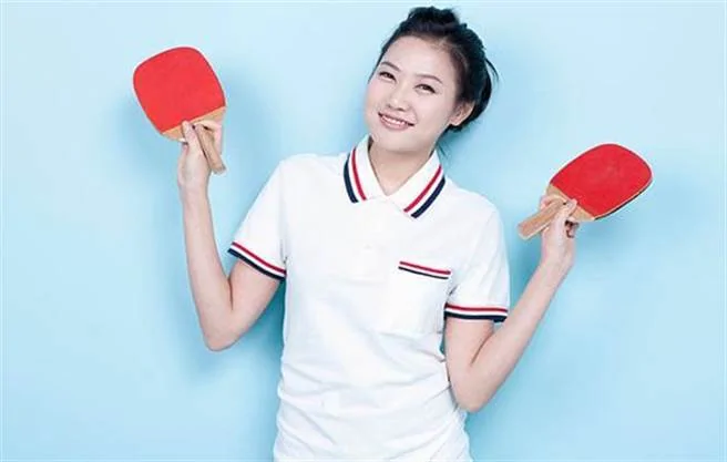 3.打乒乓球恢复视力(图/七丽女性网)