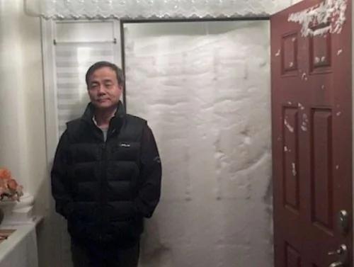 新泽西大雪过后 美华裔夫妇惊见“雪门”