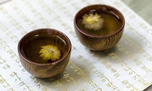 菊花茶清香明目 但这些人千万别喝!