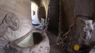 组图:他隐居在这片沙漠25年,当人们再次发现他时,被眼前的景象惊呆了!
