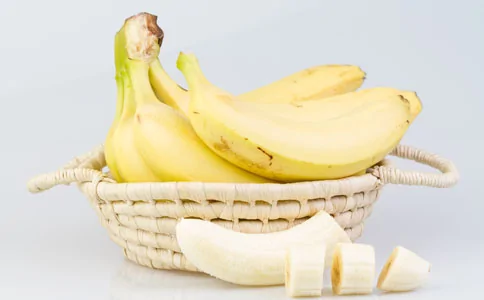 不同顏色香蕉的功效不同顏色香蕉的功效有什麼不同香蕉有哪些顏色