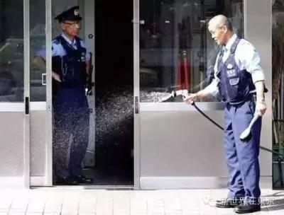 日本公务员为啥没人抢着干?原来是这样…