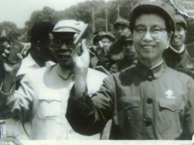 一封令江青心惊胆颤的匿名信