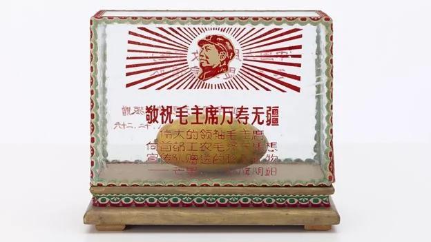 记者来鸿:文革中那阵奇怪的芒果疯