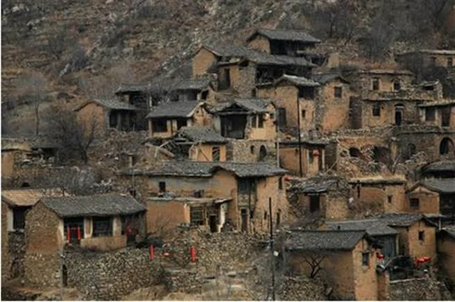 一夜之間離奇消失的村莊。(圖/lekannews.com)
