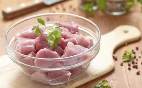 巧除各种肉类异味的方法