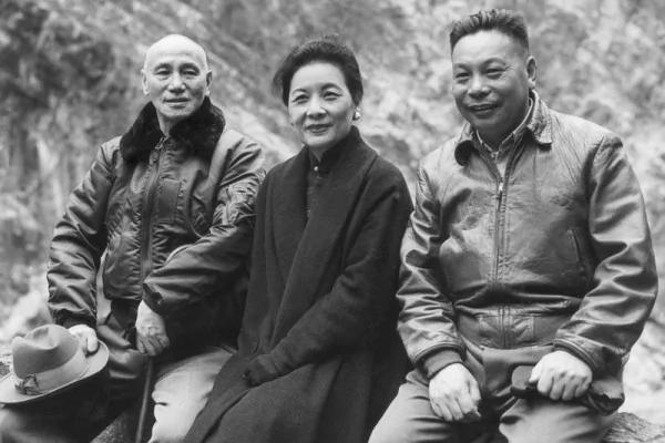 蒋介石蒋经国死后遗产让中共害怕! 揭穿〝蒋家贪腐〞的谎言!