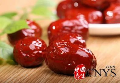 红枣绝不能喝这些食物一起吃 红枣+葱致消化不良