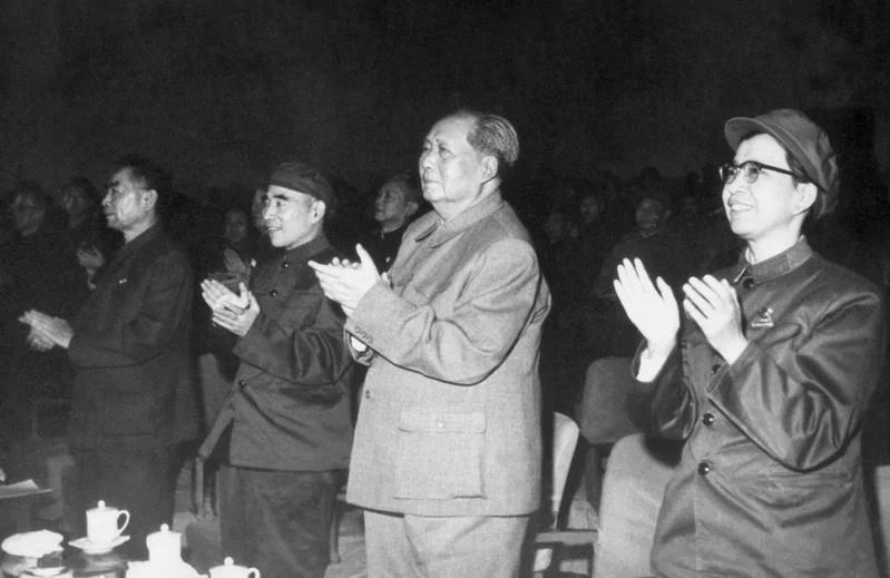 江青当面顶撞毛泽东:我要造你的反?