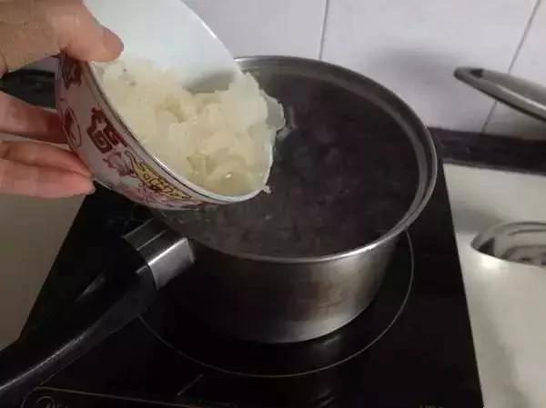 女人每月喝一次,消肿、减肥、抗衰老!