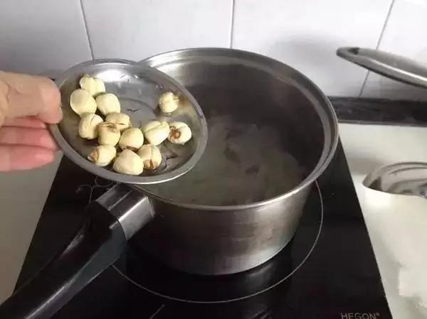 女人每月喝一次,消肿、减肥、抗衰老!
