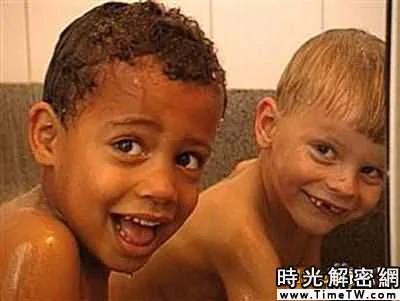 盘点不可思议双胞胎:超能力姐妹和镜子兄弟
