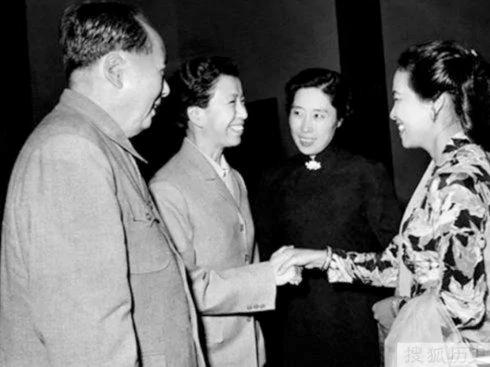唯一一次 江青以主席夫人身份见外宾
