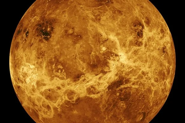 麥哲倫號從1990年至1994年拍攝的金星全球雷達影像（維基百科）