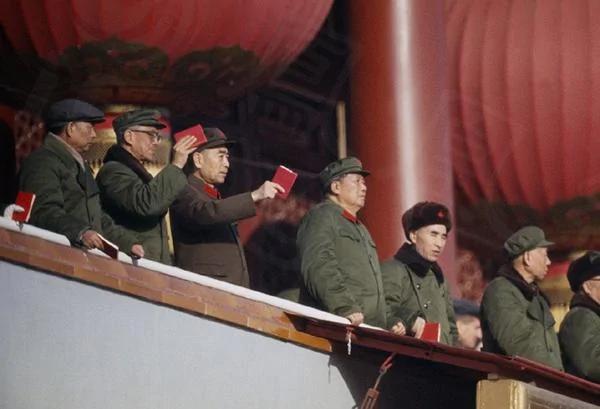 【微揭秘】周恩来游刃有余 集完美戏子和无耻政客于一身
