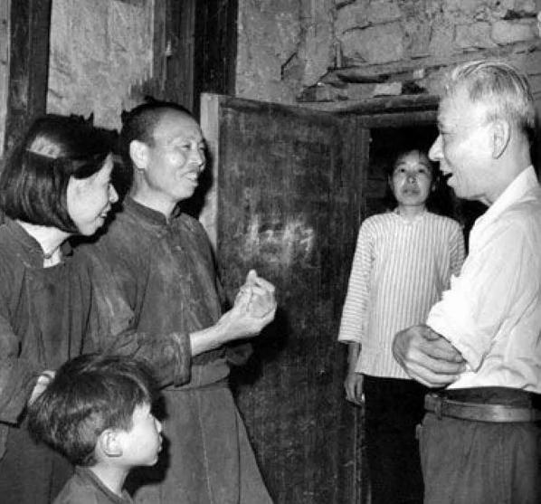 【微揭秘】周恩来游刃有余 集完美戏子和无耻政客于一身