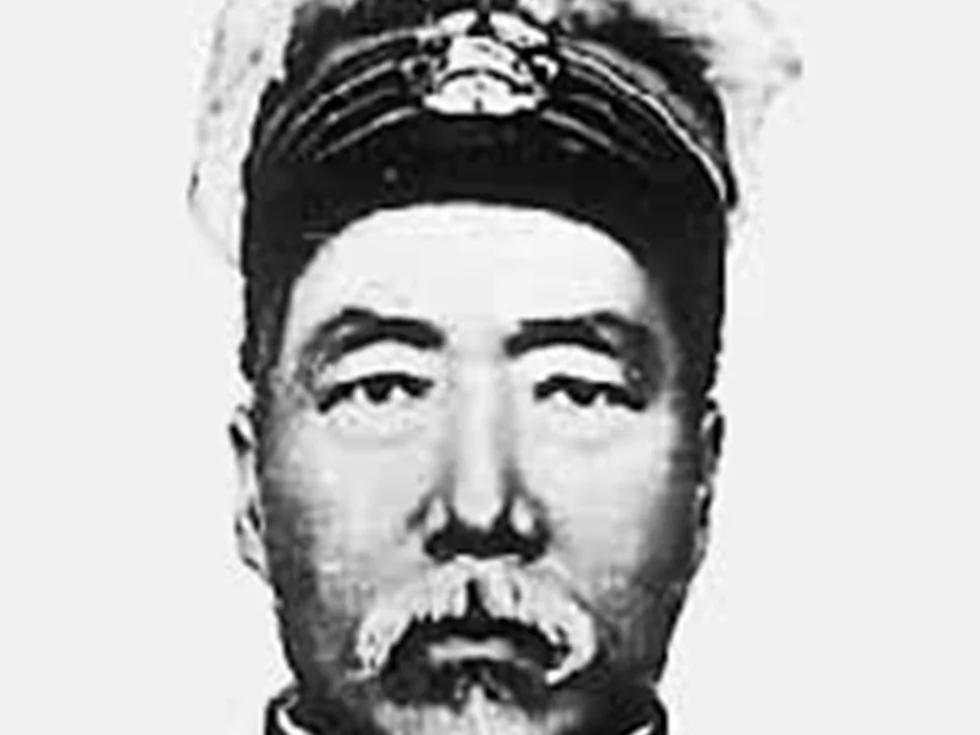 让新疆避免外蒙命运的霸王
