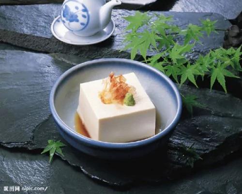 好豆腐是什么颜色?乳白色或淡黄色的最营养