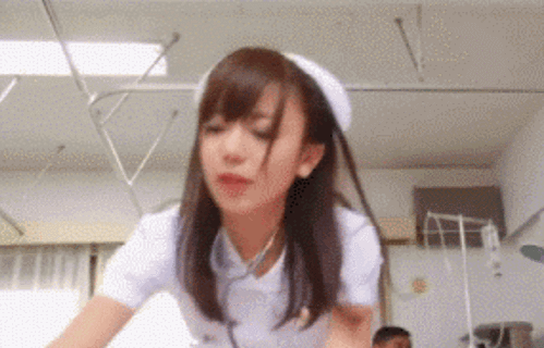 各國護士服PK，日本軟妹歐美御姐，哪家最好看？
