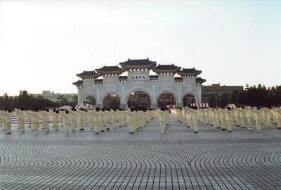 绝对震撼!中国被禁图片大观