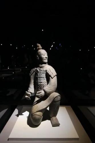 秦兵马俑各司其职 尽显千军俑士雄威