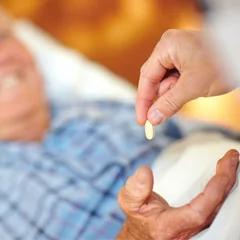 胆固醇是人体必备物质 过高过低都有危害