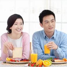 胆固醇是人体必备物质 过高过低都有危害