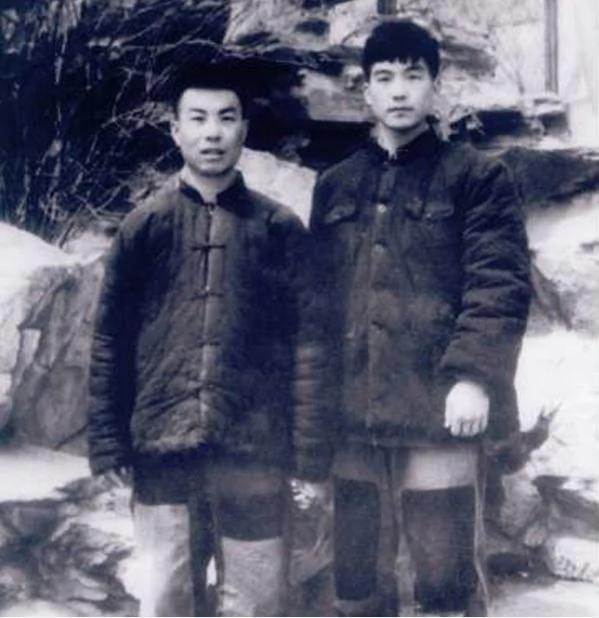 【微揭秘】名人珍贵老照片 8964最后那个人哪儿去了?