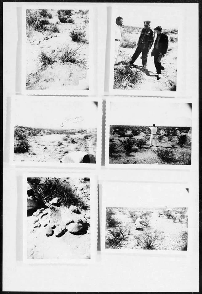 1964年，美國新墨西哥州索科羅鎮一位警官站在警車旁，該地區居民聲稱發現神秘飛碟。(圖片取自CIA)