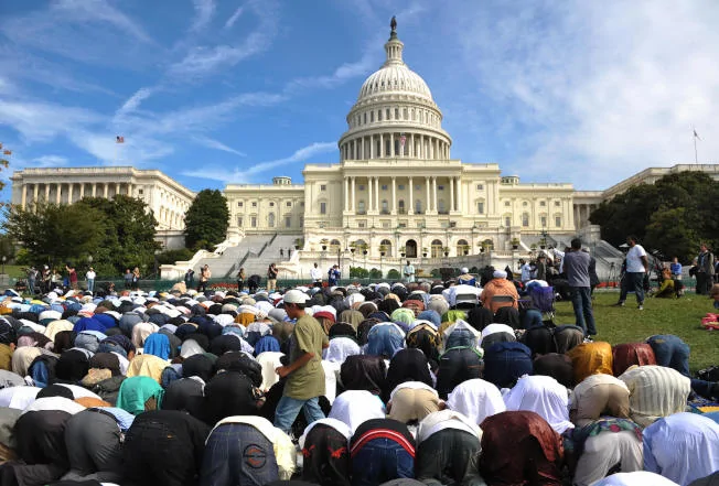 歐巴馬總統2009年上任後，八年任期發給穆斯林的綠卡將達到100萬。（Getty Images）