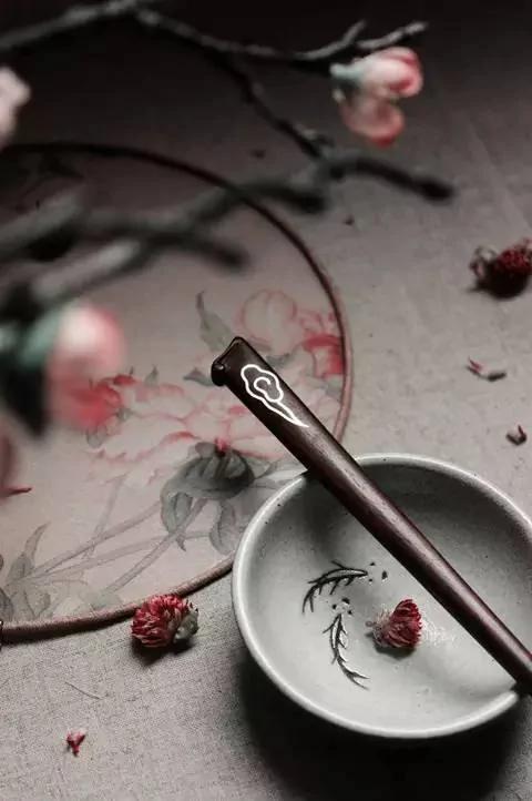 中國藝術生命秘密的不可忽視的因素~圆