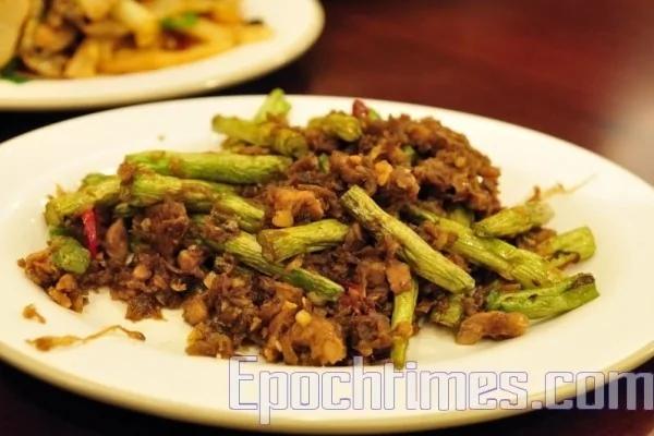 好食材!它能降坏胆固醇,膳食纤维是地瓜3倍