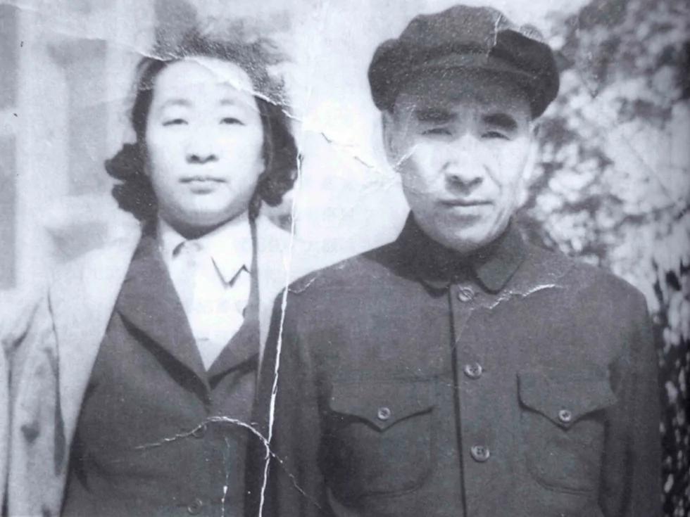 江青密访毛家湾欲促成毛林两家联姻