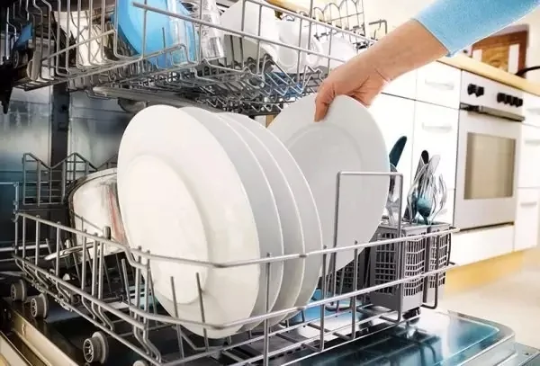 洗碗居然還有技巧，洗得乾淨還環保！
