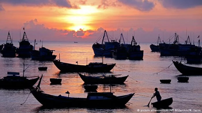 Sonnenaufgang am Südchinesischen Meer