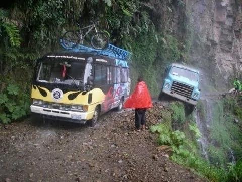 世界第一危险公路 仅60公里 每年死300人